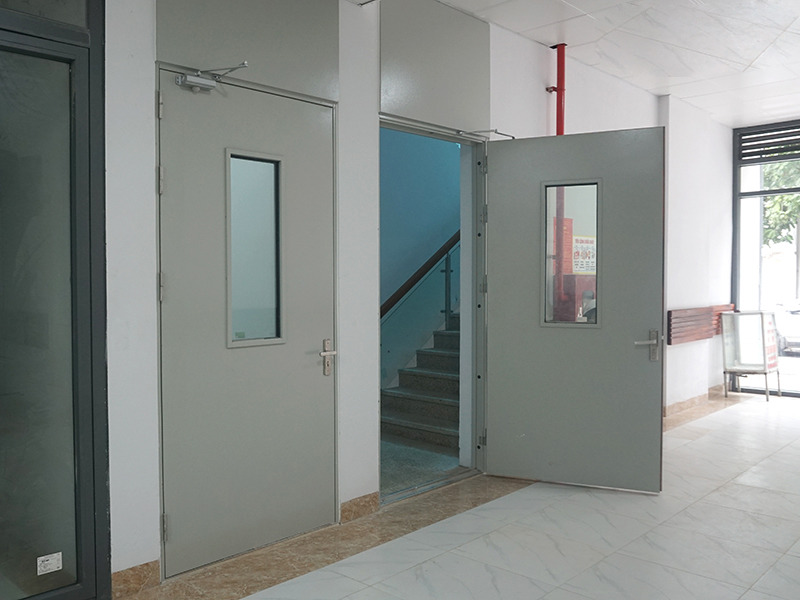 Khám phá cấu tạo cửa thép chống cháy đáp ứng mọi yêu cầu kỹ thuật