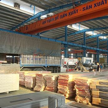 Chi phí cửa chống cháy: Các yếu tố kỹ thuật làm thay đổi báo giá
