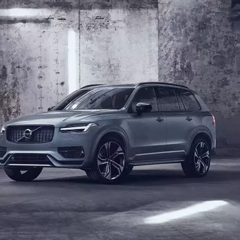 Volvo XC90 - Có gì bên trong chiếc xe được đánh giá an toàn nhất thế giới? - Cửa đóng mở nhanh của Nam Phát Mavi