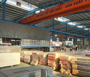 Chi phí cửa chống cháy: Các yếu tố kỹ thuật làm thay đổi báo giá