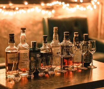 Cửa cuốn chống cháy Mavi - 5 speakeasy bar phù hợp để “thả trôi” cảm xúc tại TPHCM