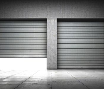 Cửa chống cháy cho tầng hầm: Vì sao không thể chọn qua loa?