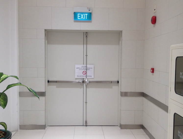 Cửa thép chống cháy cánh đôi là sự kết hợp nghệ thuật và an toàn