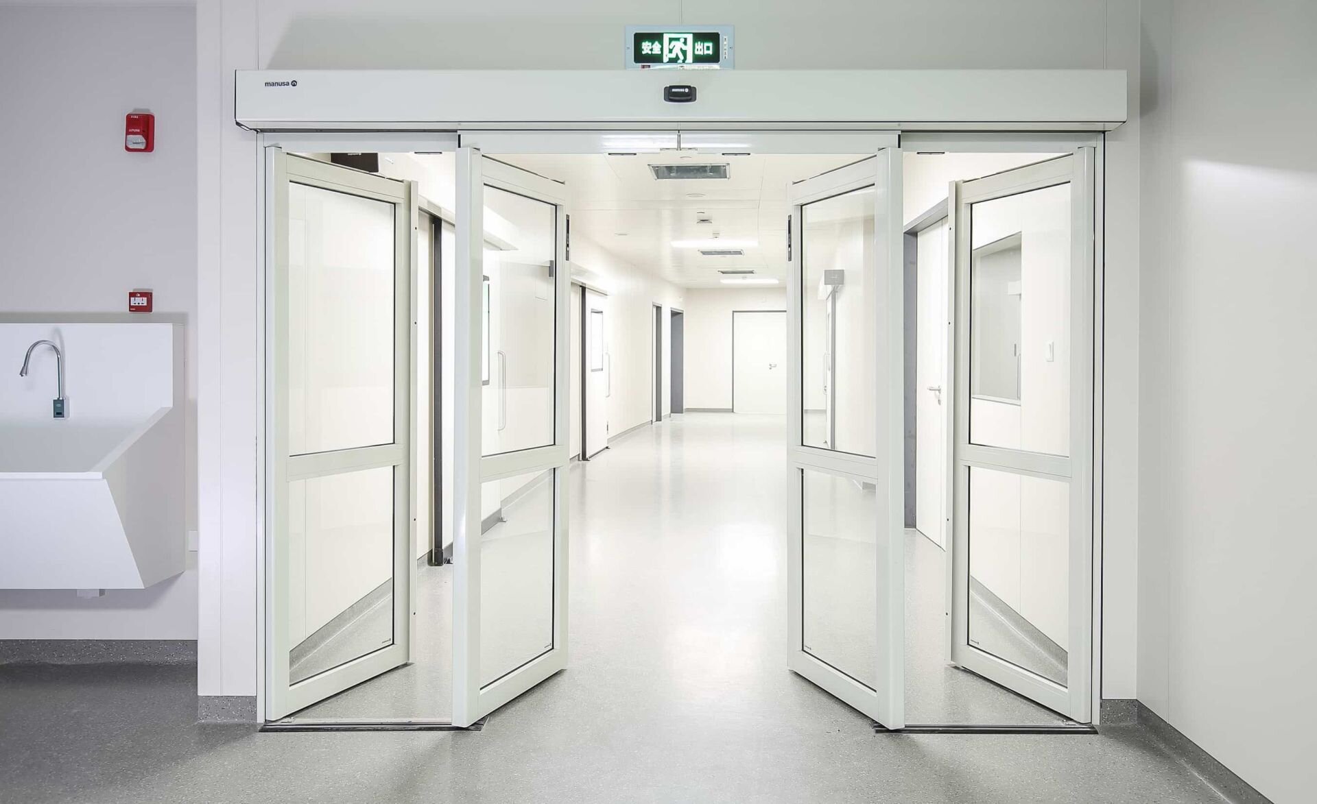 Quy định quan trọng nhất định phải nắm rõ về cửa thoát hiểm